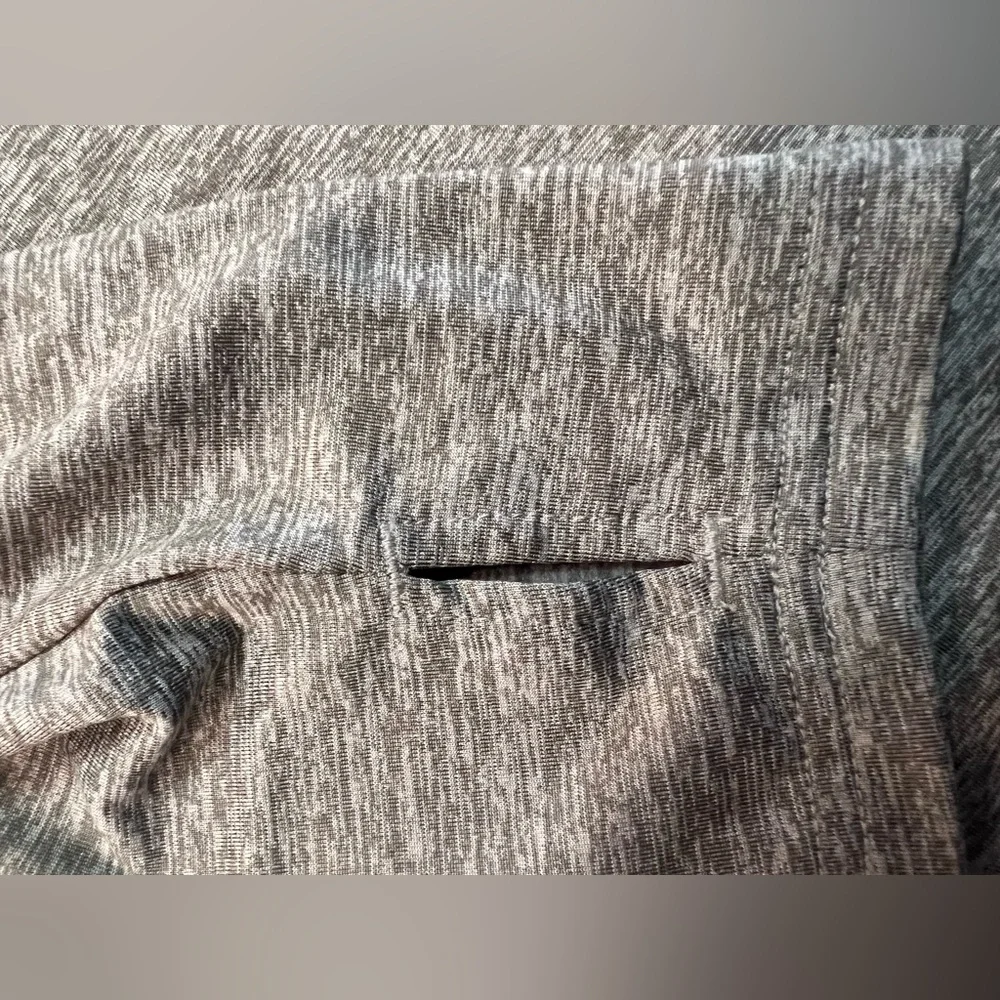 Banana Republic‎ Men's Heather Gray Zip-Up Sweater